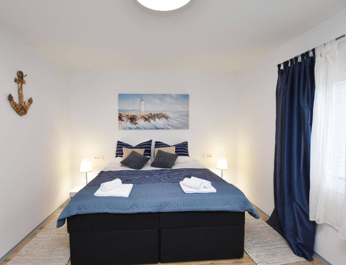 Apartment Palcic Примоштен Екстер'єр фото