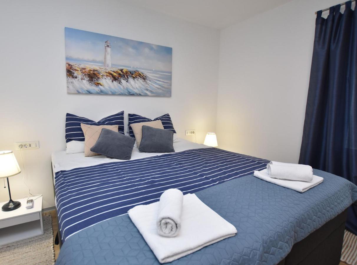 Apartment Palcic Примоштен Екстер'єр фото