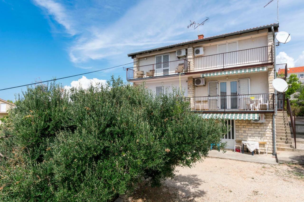 Apartment Palcic Примоштен Екстер'єр фото